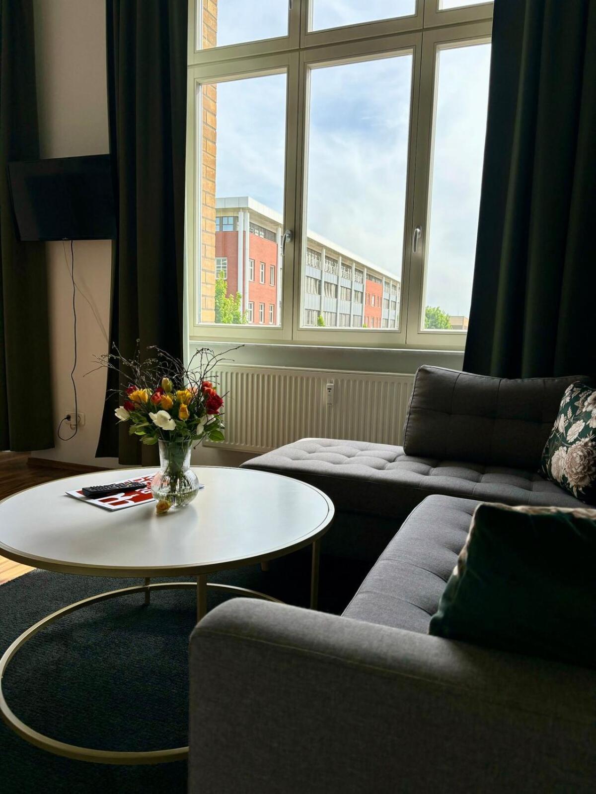 Stilvolles Loft Mit Kostenlosem Fahrrad Maagdenburg Buitenkant foto